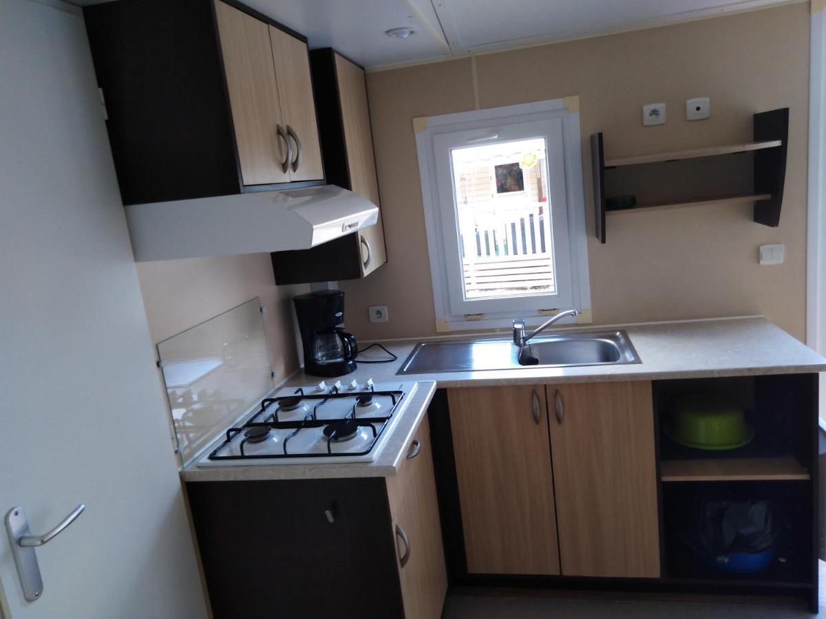 Mobil Home - Tv - Camping '4 Etoiles' - Vic-La-Gardiole - 003 エクステリア 写真